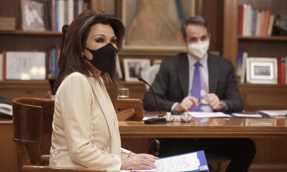 Μητσοτάκης: Σταδιακό άνοιγμα σχολείων και οικονομίας